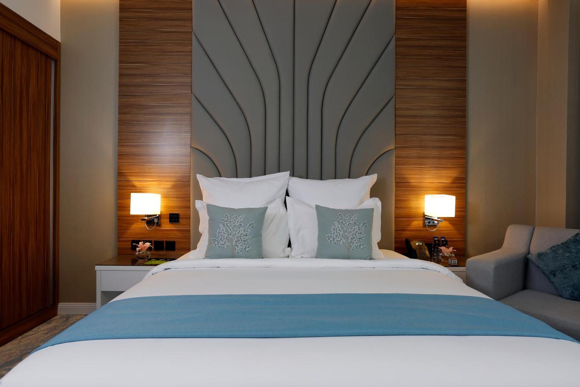 Cantonal Hotel By Warwick Ar Riyad Esterno foto
