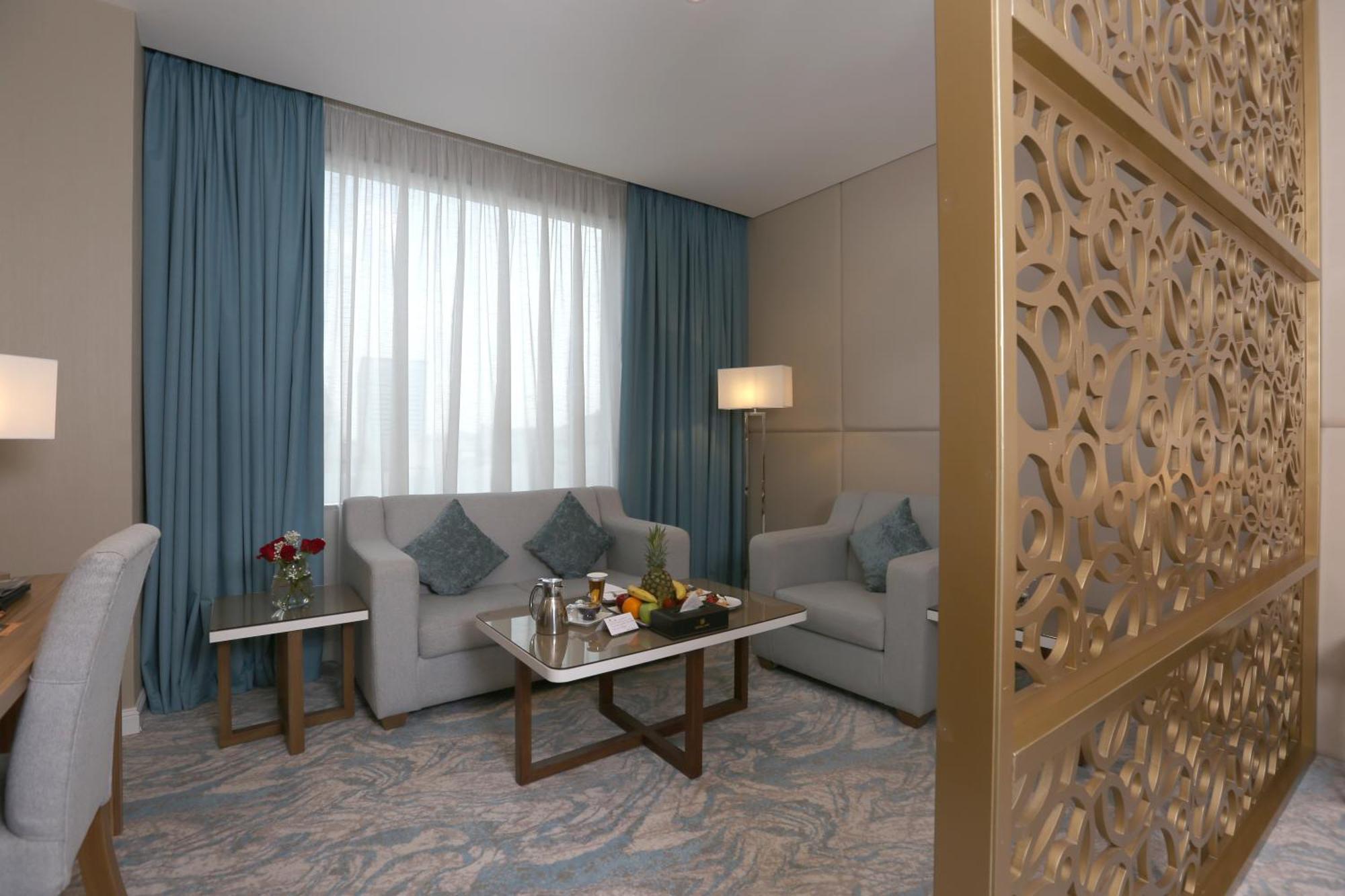 Cantonal Hotel By Warwick Ar Riyad Esterno foto